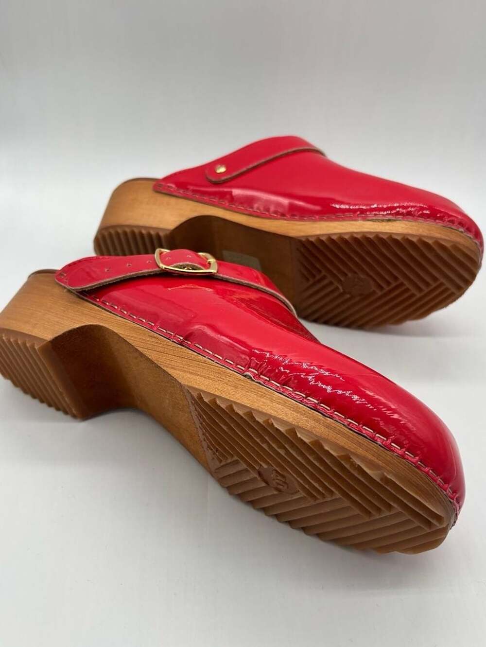 Anthropologie Red Patent Leather Clog Mules with Buckle - Picture 4 of 8